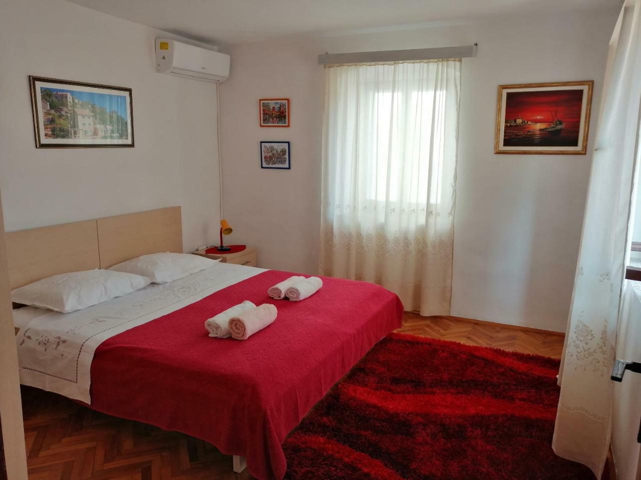 Villa House Lotties Stari Grad  Habitación foto
